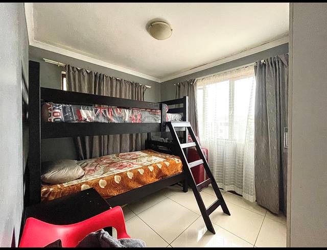 2 BEDROOM APARTMENT FOR SALE IN MONTCLAIR
